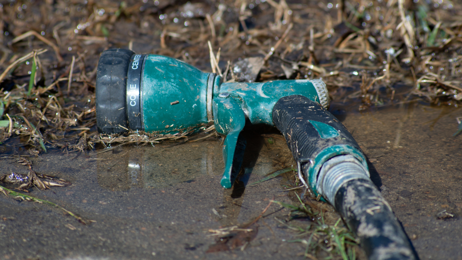 How Do I Remove a Stuck Hose Nozzle? A Step-by-Step Guide